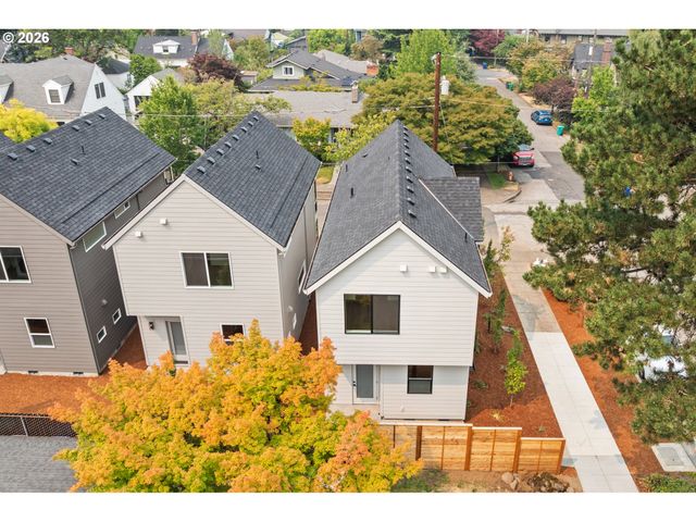 3996 Ne 35TH Ave, Portland, OR 97212