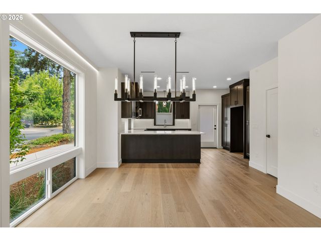 3996 Ne 35TH Ave, Portland, OR 97212