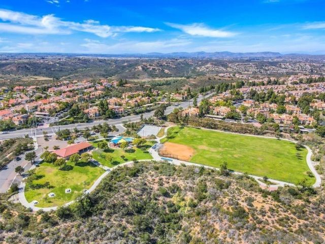 7260 Calle Cristobal 48, San Diego, CA 92126