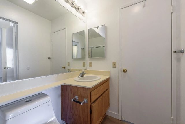 7260 Calle Cristobal 48, San Diego, CA 92126