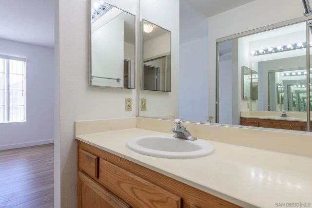 7260 Calle Cristobal 48, San Diego, CA 92126