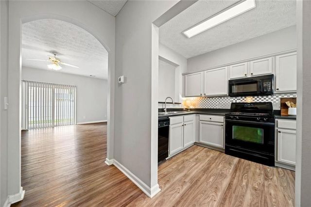 801 Old Peachtree Road 56, Suwanee, GA 30024