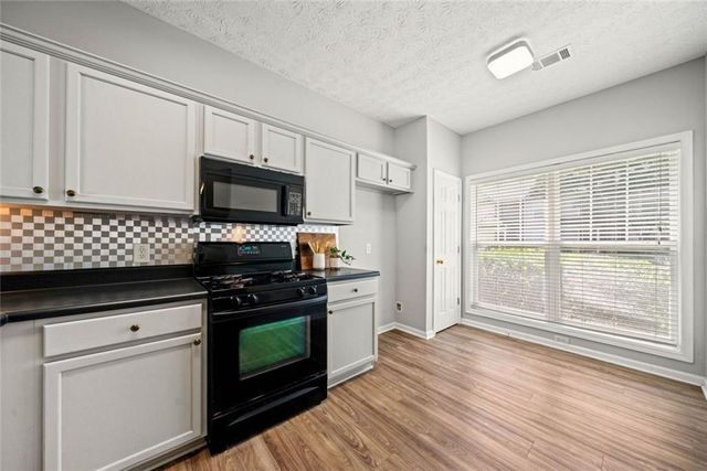 801 Old Peachtree Road 56, Suwanee, GA 30024