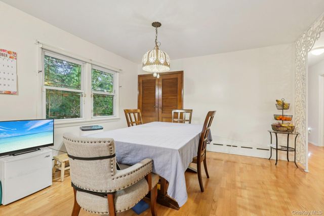 166 Park Hill Ave Yonkers, Yonkers, NY 10705