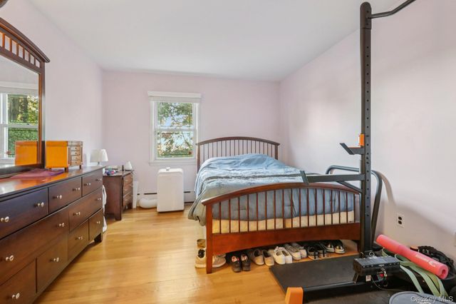 166 Park Hill Ave Yonkers, Yonkers, NY 10705