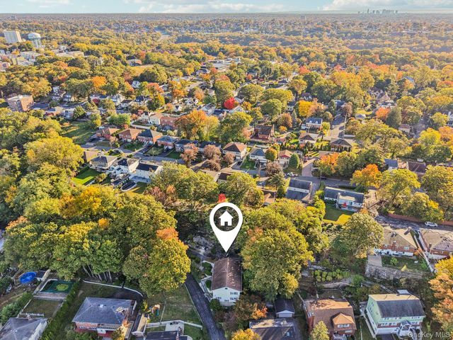 166 Park Hill Ave Yonkers, Yonkers, NY 10705