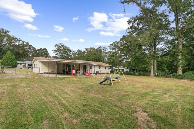 209 Sherwood Drive, Dothan, AL 36303