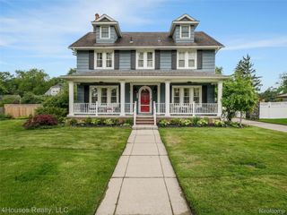 1755 Beverly Boulevard, Berkley, MI 48072