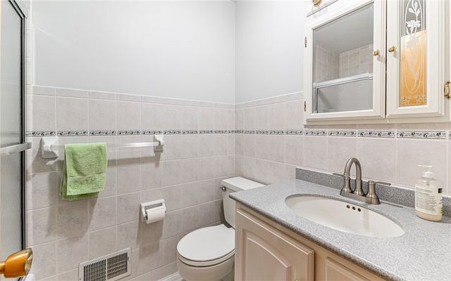 830 Hartzell School Rd, New Sewickley Twp, PA 15066