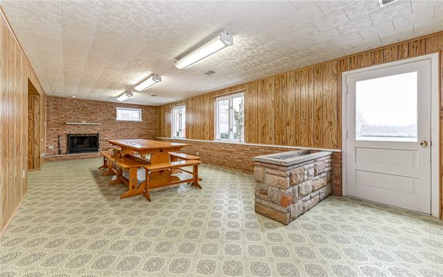 830 Hartzell School Rd, New Sewickley Twp, PA 15066