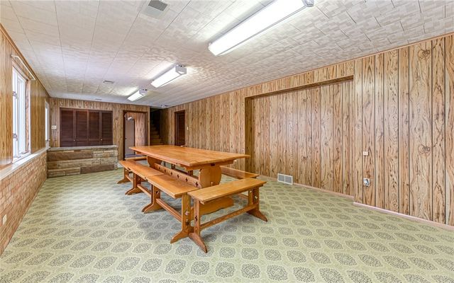 830 Hartzell School Rd, New Sewickley Twp, PA 15066