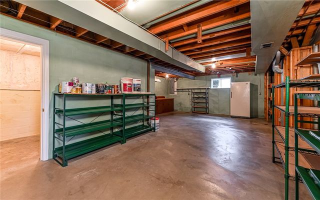 830 Hartzell School Rd, New Sewickley Twp, PA 15066