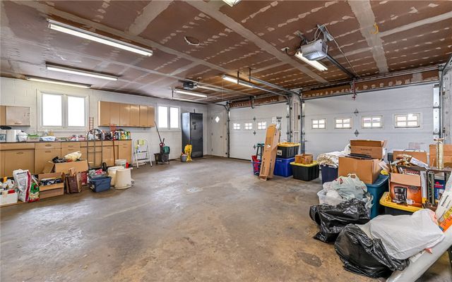 830 Hartzell School Rd, New Sewickley Twp, PA 15066