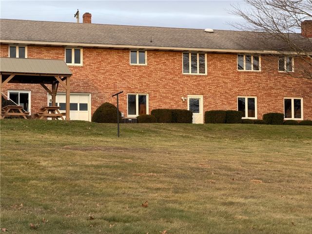 830 Hartzell School Rd, New Sewickley Twp, PA 15066