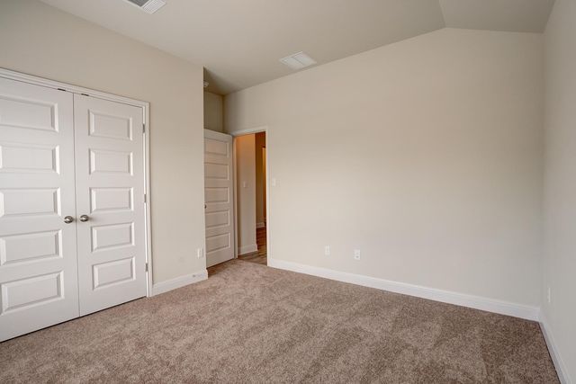 137 Goldfinch DR, San Marcos, TX 78666