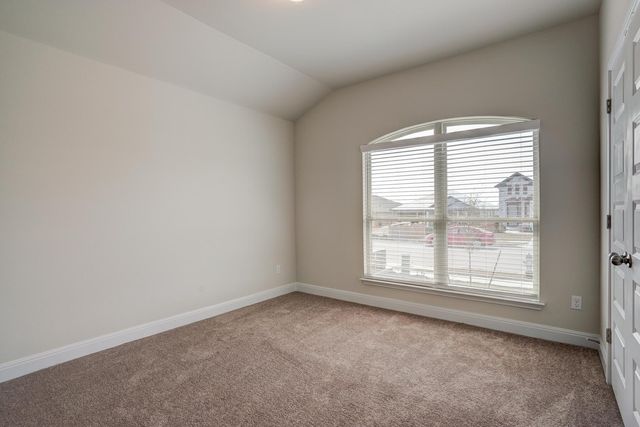 137 Goldfinch DR, San Marcos, TX 78666