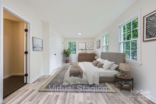 1224 E Woodlawn Road, Charlotte, NC 28209