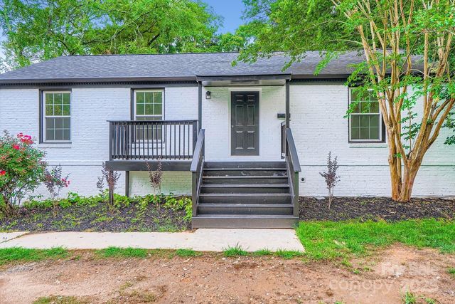 1224 E Woodlawn Road, Charlotte, NC 28209