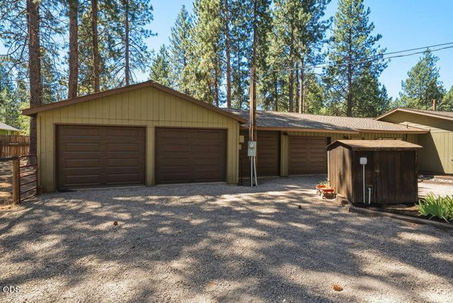 60282 Cree Circle, Bend, OR 97702