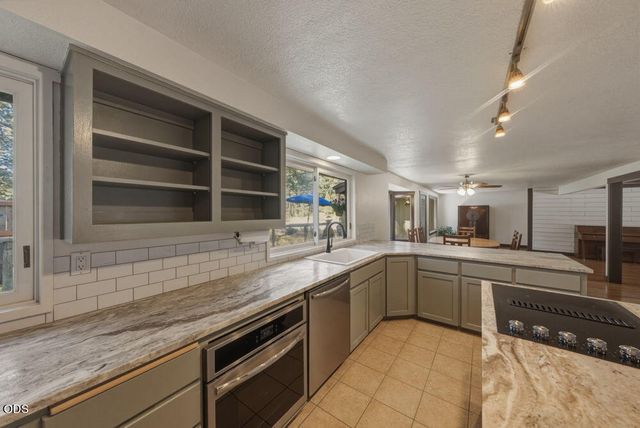 60282 Cree Circle, Bend, OR 97702
