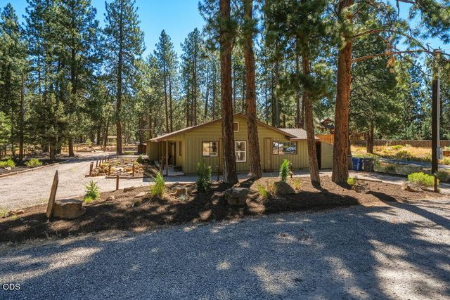 60282 Cree Circle, Bend, OR 97702