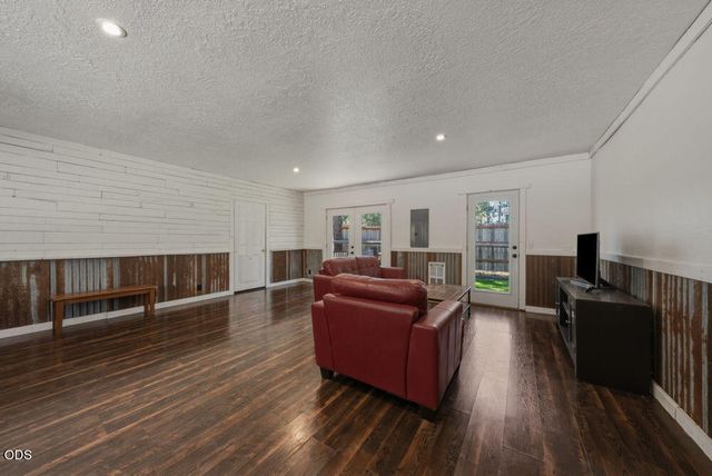 60282 Cree Circle, Bend, OR 97702