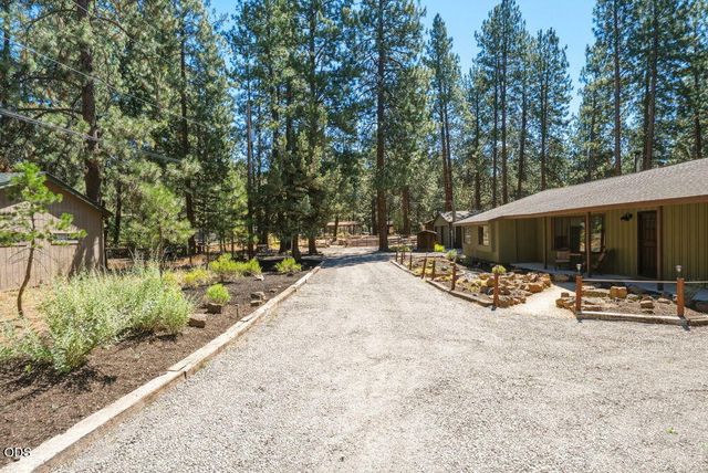 60282 Cree Circle, Bend, OR 97702