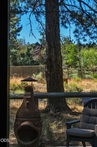 60282 Cree Circle, Bend, OR 97702