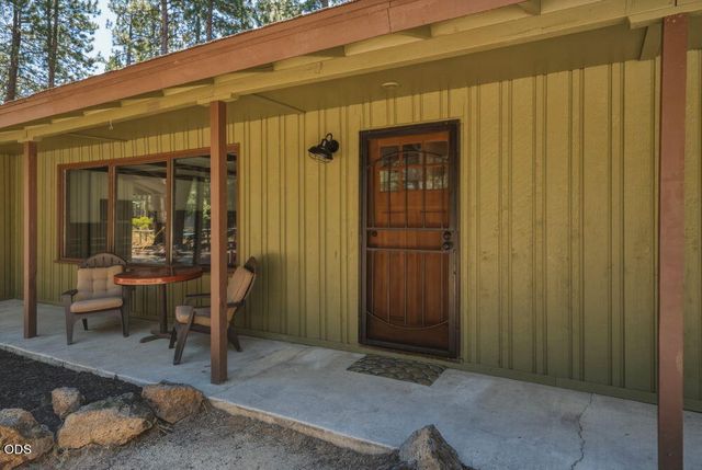 60282 Cree Circle, Bend, OR 97702