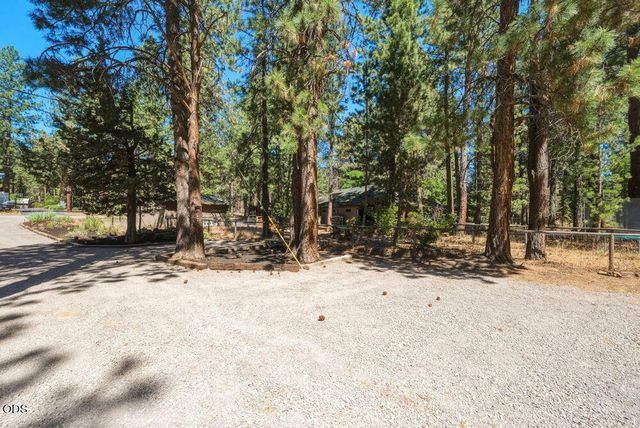 60282 Cree Circle, Bend, OR 97702
