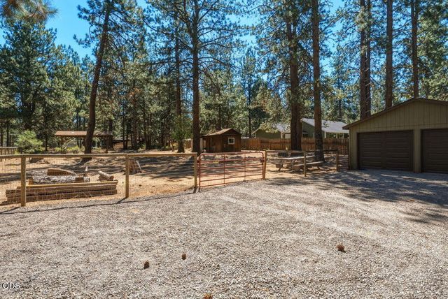 60282 Cree Circle, Bend, OR 97702