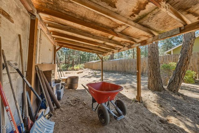 60282 Cree Circle, Bend, OR 97702