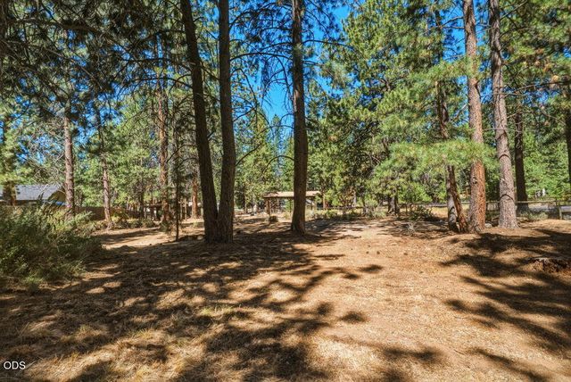 60282 Cree Circle, Bend, OR 97702