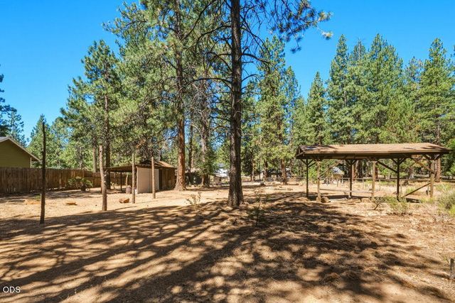 60282 Cree Circle, Bend, OR 97702