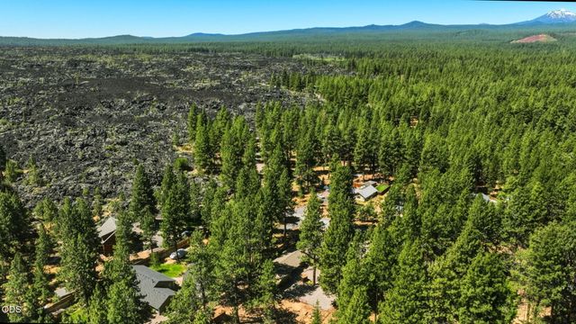60282 Cree Circle, Bend, OR 97702