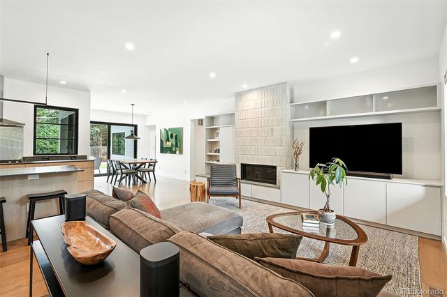 3010 S Franklin Street, Denver, CO 80210