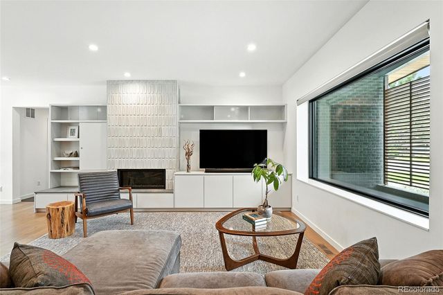 3010 S Franklin Street, Denver, CO 80210