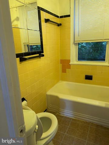 2633 30TH ST SE #2, Washington, DC 20020