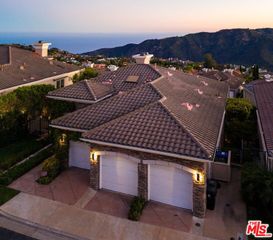 16658 Calle Brittany, Pacific Palisades, CA 90272