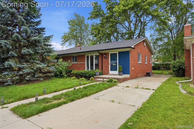 29697 Spoon, Madison Heights, MI 48071