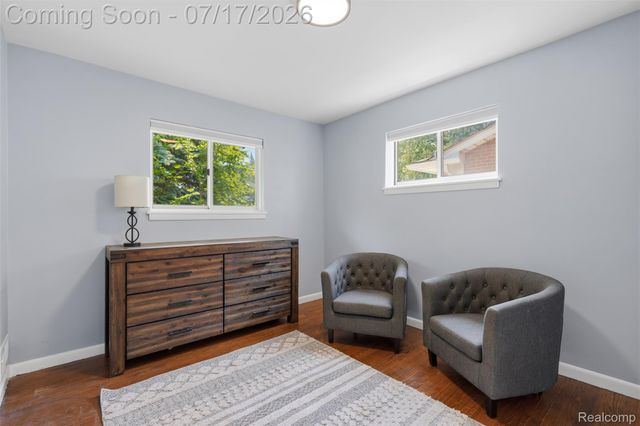 29697 Spoon, Madison Heights, MI 48071