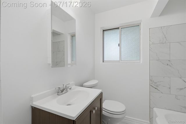29697 Spoon, Madison Heights, MI 48071