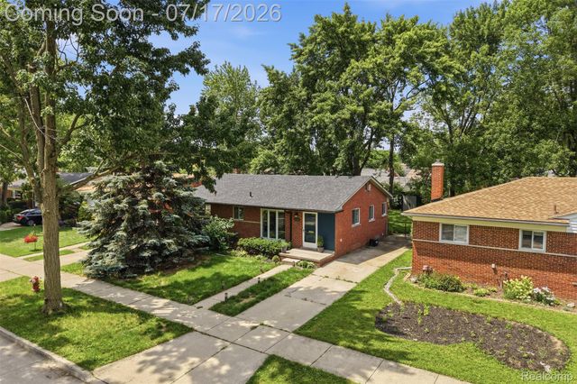 29697 Spoon, Madison Heights, MI 48071