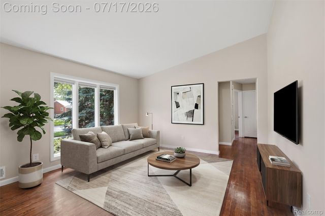 29697 Spoon, Madison Heights, MI 48071