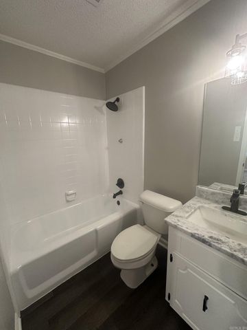 306 Lynnewood Drive, Sherwood, AR 72076
