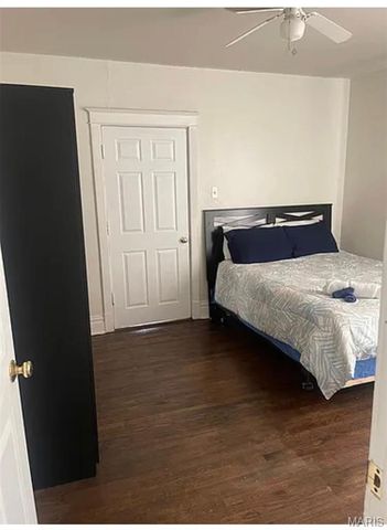 4978 Chippewa Street, St Louis, MO 63109