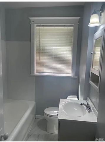 4978 Chippewa Street, St Louis, MO 63109