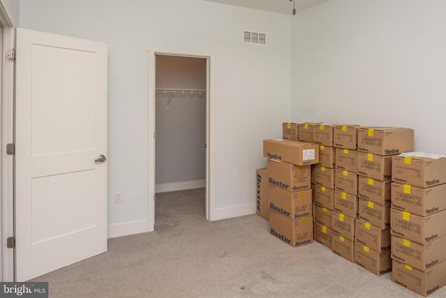 6042 STATION CIRCLE RD, Harrisburg, PA 17111