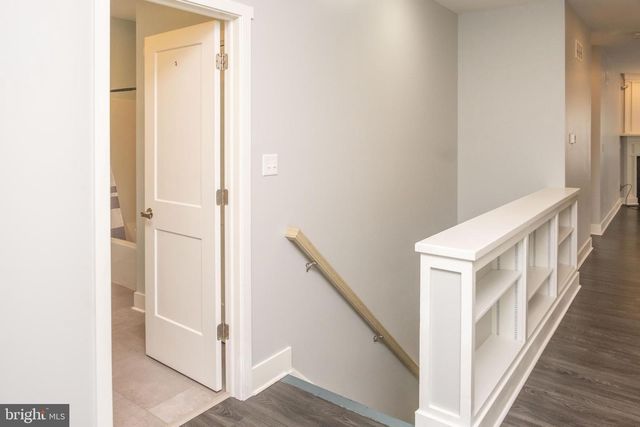 6042 STATION CIRCLE RD, Harrisburg, PA 17111