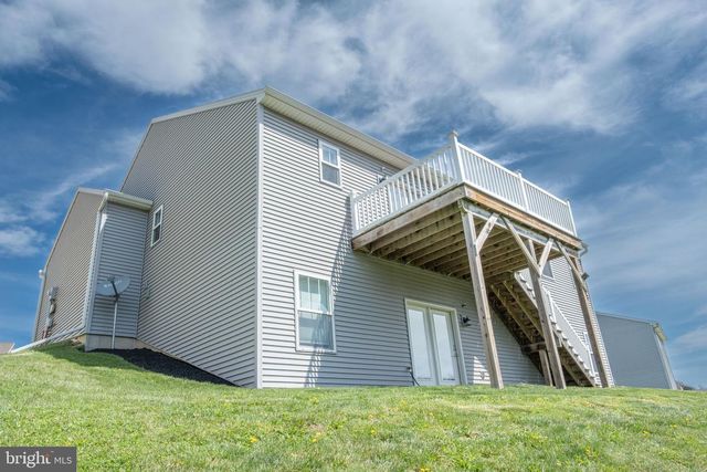 6042 STATION CIRCLE RD, Harrisburg, PA 17111